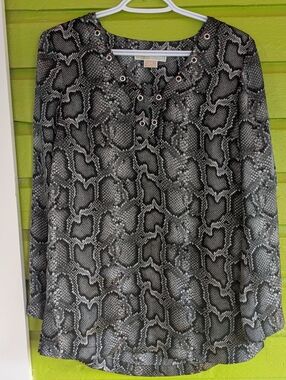 MICHAEL Michael Kors Black & Gray Snake-Print Eyelet Tunic